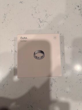 Oura Ring 4 Silver